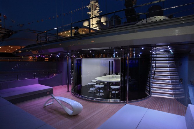 Motor yacht SEA FORCE ONE - Upper deck, dining and skylounge. Photo credit Luca Dini Design