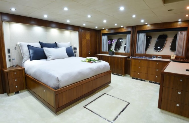 Open yacht DOUBLE D - Master suite
