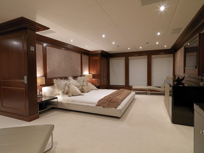 Superyacht MY LITTLE VIOLET - Master suite