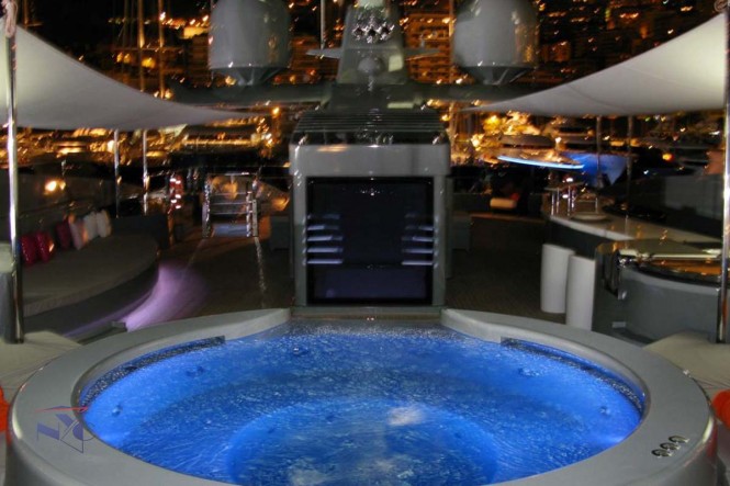 Superyacht SEA FORCE ONE - Nighttime Jacuzzi. Photo credit Luca Dini Design