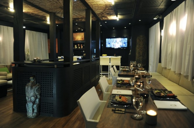 Luxury phinisi ZEN - Salon