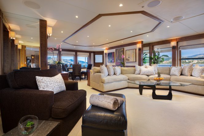 Luxury yacht BRAZIL - Main salon