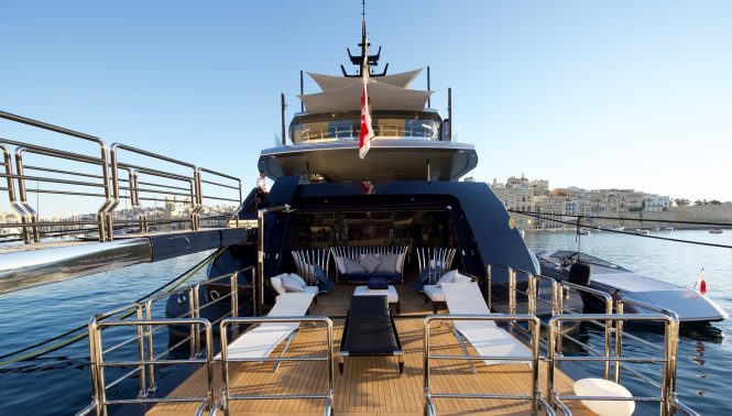 M/Y SARASTAR - Large aft beach club and extensive swim platform