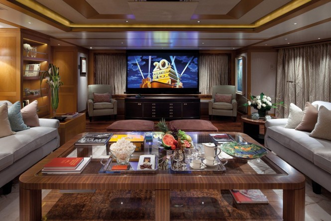 Motor yacht LADY BRITT - Skylounge