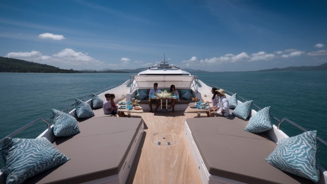 Superyacht DOLCE VITA - Foredeck sunpads and seating