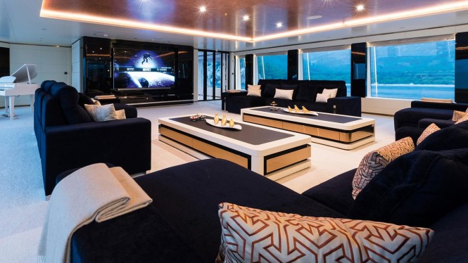 Superyacht IRIMARI - Skylounge