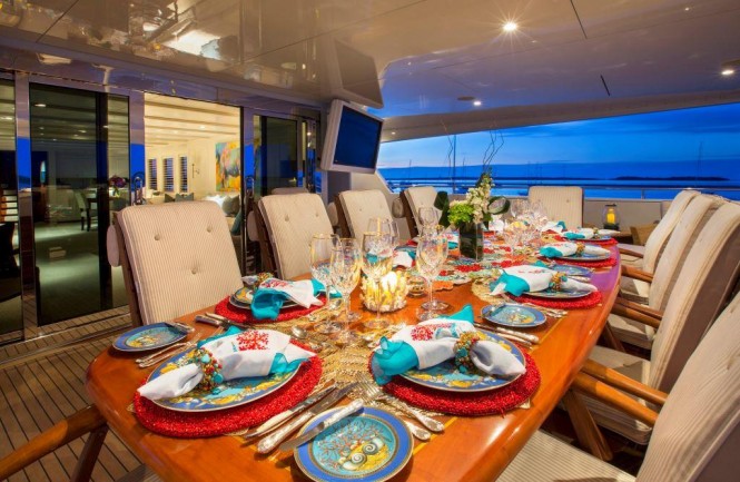 Superyacht RHINO - Alfresco dining on the upper deck