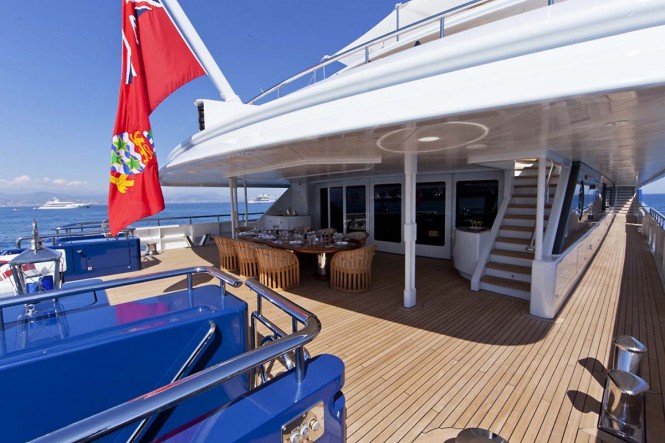 Superyacht SARAH - Main deck aft