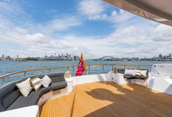 The upper deck aft aboard superyacht MASTEKA 2