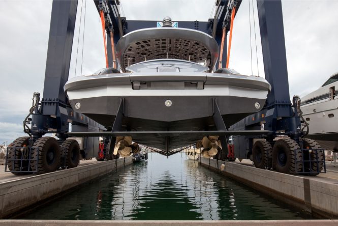 Aft view of Dynamiq Yachts and Studio F.A. Porsche collaboration, superyacht GTT 115