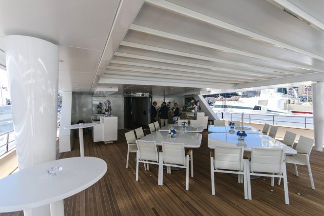Alfresco dining aboard motor yacht KATINA