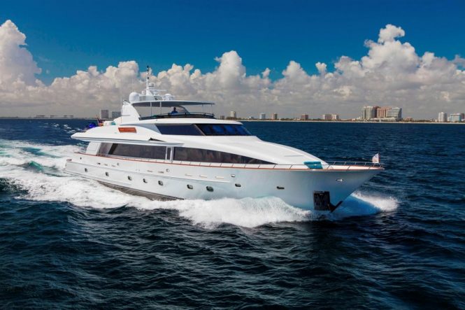Luxury yacht OCEAN CLUB from Sovereign Yachts