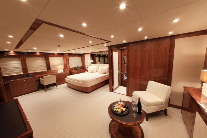 Master suite aboard superyacht BARRACUDA RED SEA