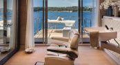 Motor yacht CLOUD 9 - Main deck beauty salon