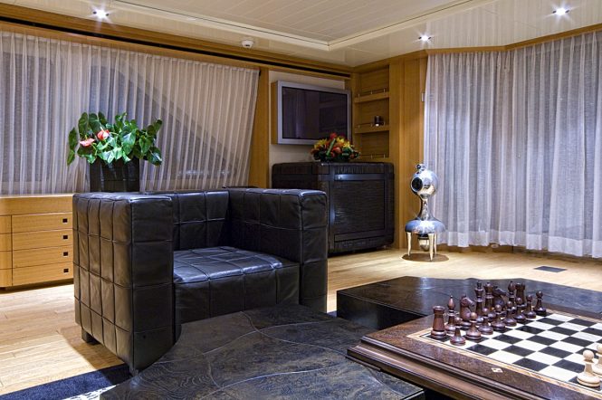 Superyacht KIJO - Skylounge