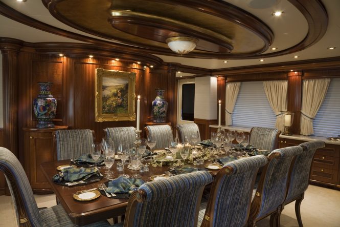 Superyacht PENNY MAE - Formal dining area