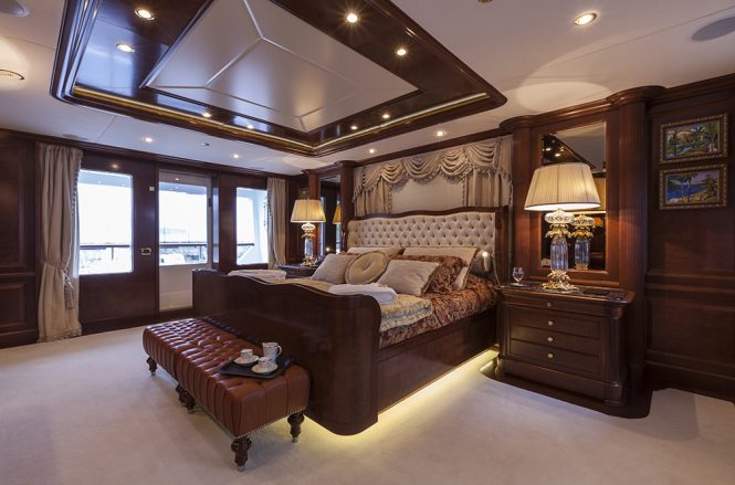 Superyacht PRIDE - Master suite