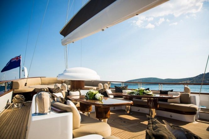 Superyacht ZANZIBA - Aft cockpit and sunpads