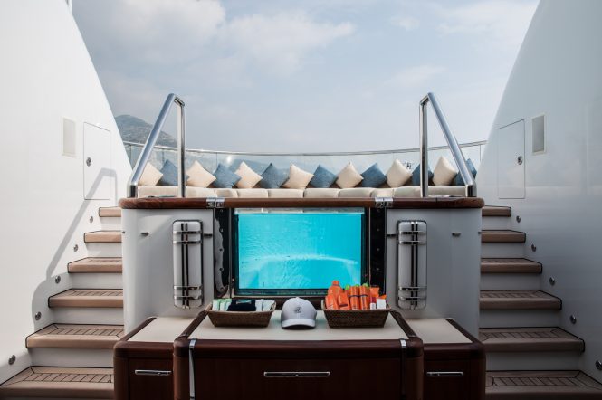 Anastasia by Oceanco - Jacuzzi tub with sunpads