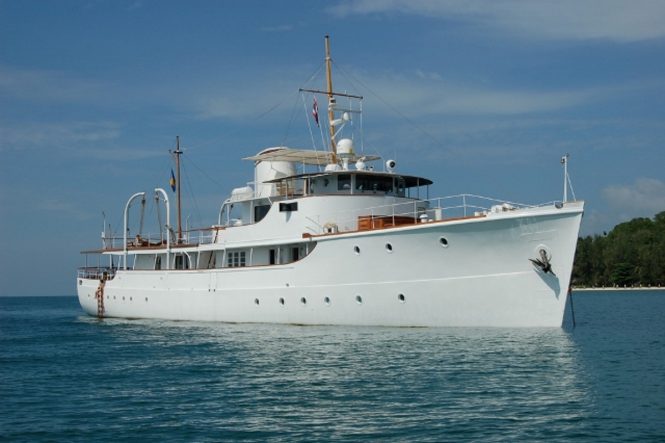 Classic 1944 luxury yacht CALISTO - Built by Astoria