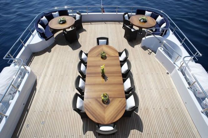 Luxury yacht SEQUEL P - Alfresco dining on the sundeck
