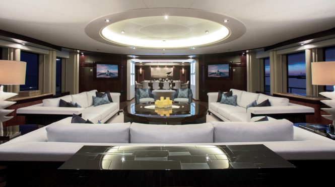 Superyacht DREAM - Main salon and formal dining area