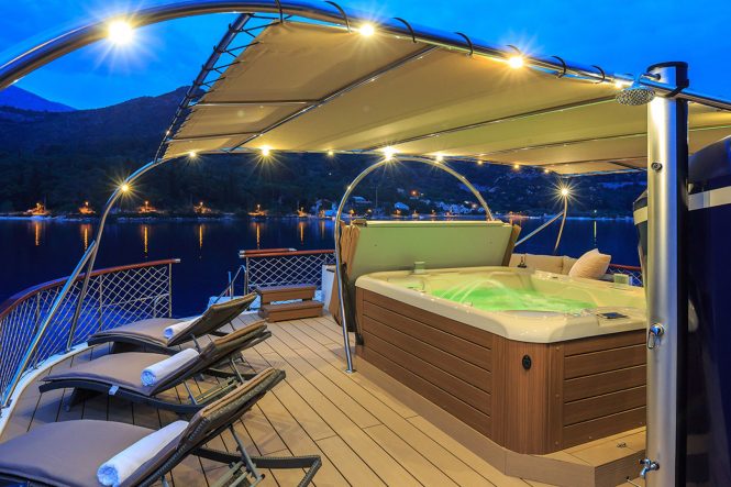 on board Jacuzzi by night