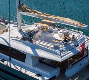 Charter luxury catamaran WINDQUEST in the Caribbean and Bahamas 