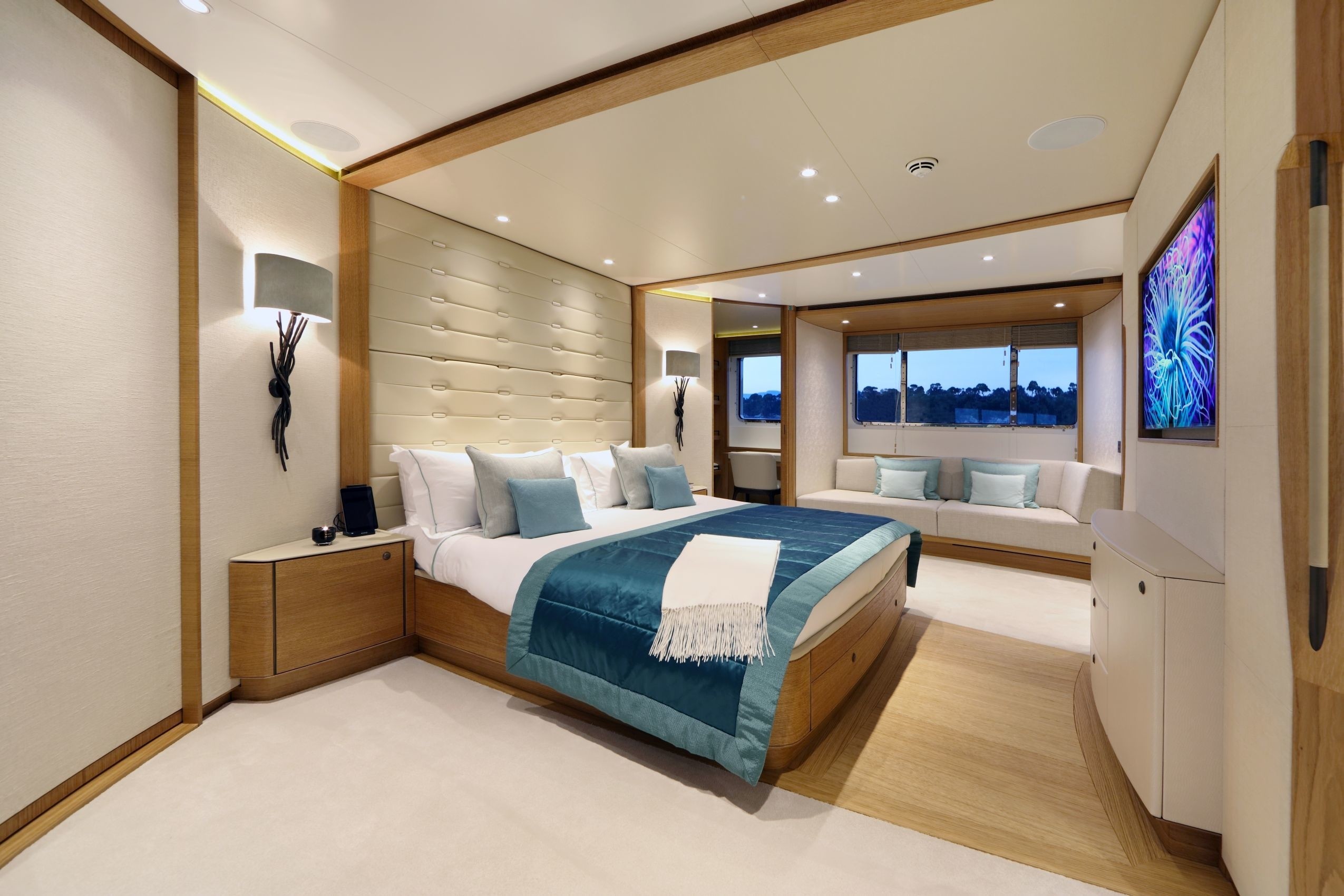 yacht view guest house