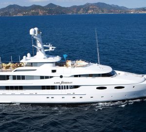 Charter luxury yacht LADY SHERIDAN in the Bahamas and Caribbean 
