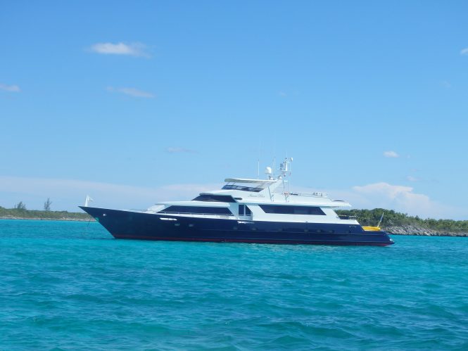 Superyacht Island Time