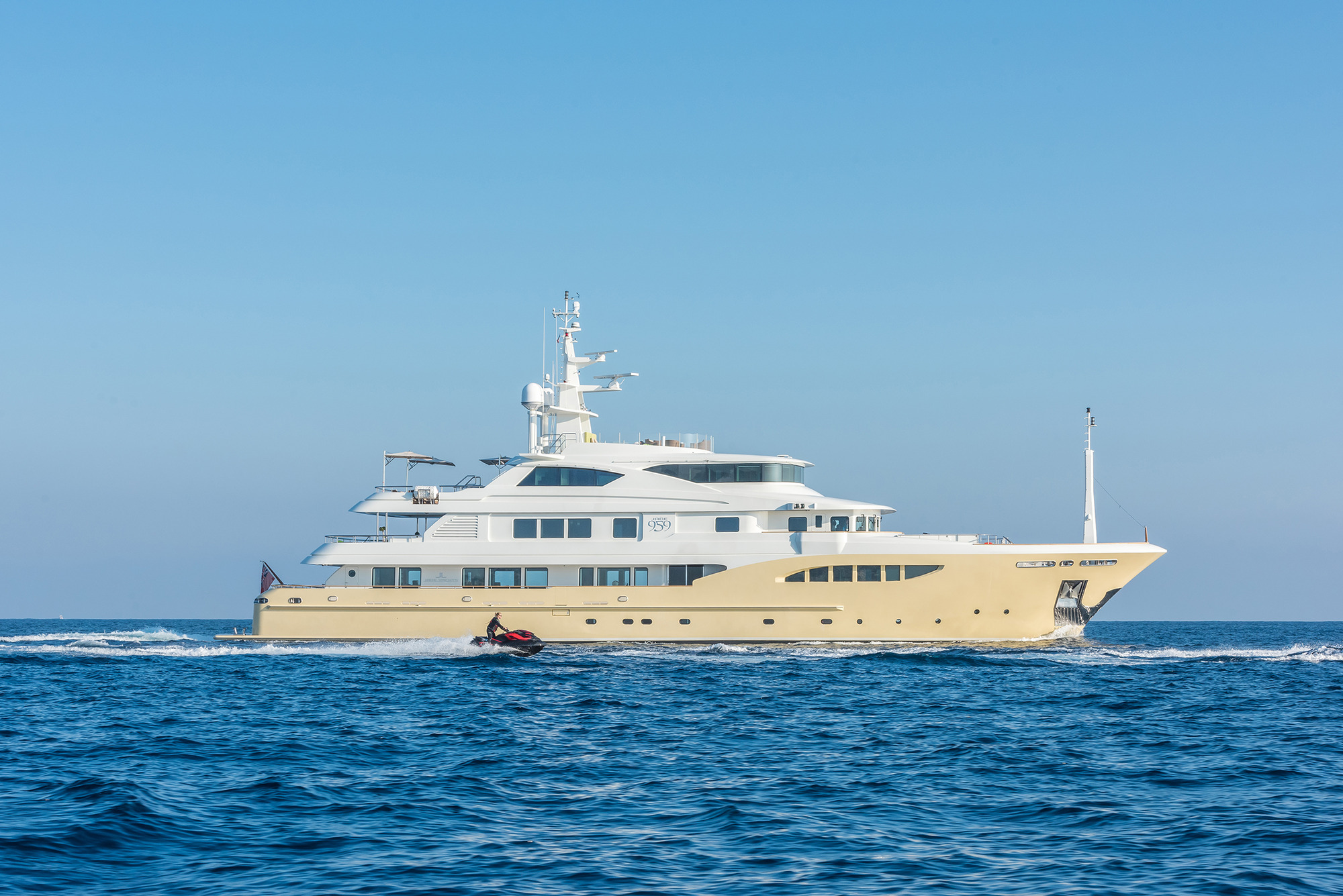 Jade 959 Running With Jetski — Yacht Charter And Superyacht News