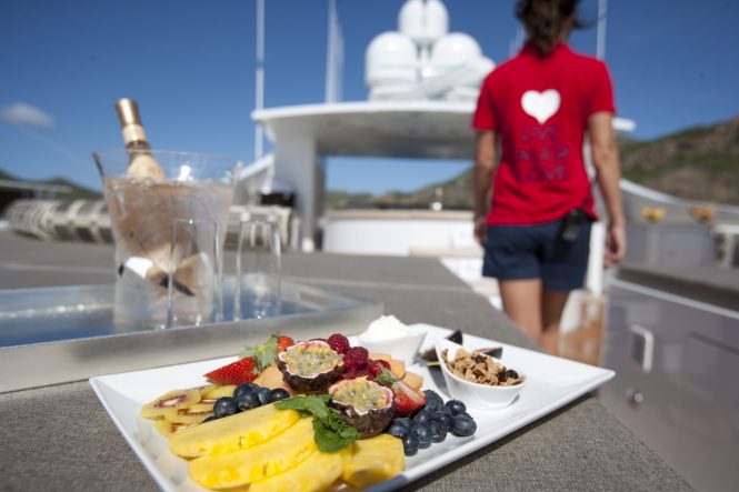 OCEAN CLUB - fresh personalised menu on crewed yacht charter