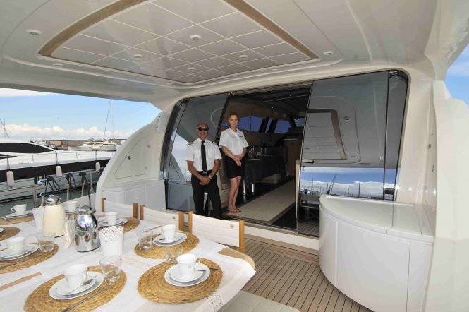 MY AMIR III - Aft deck