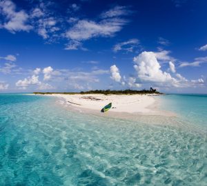 M/Y COMPANIONSHIP offers 10% Discount on Yacht Charters in the Bahamas