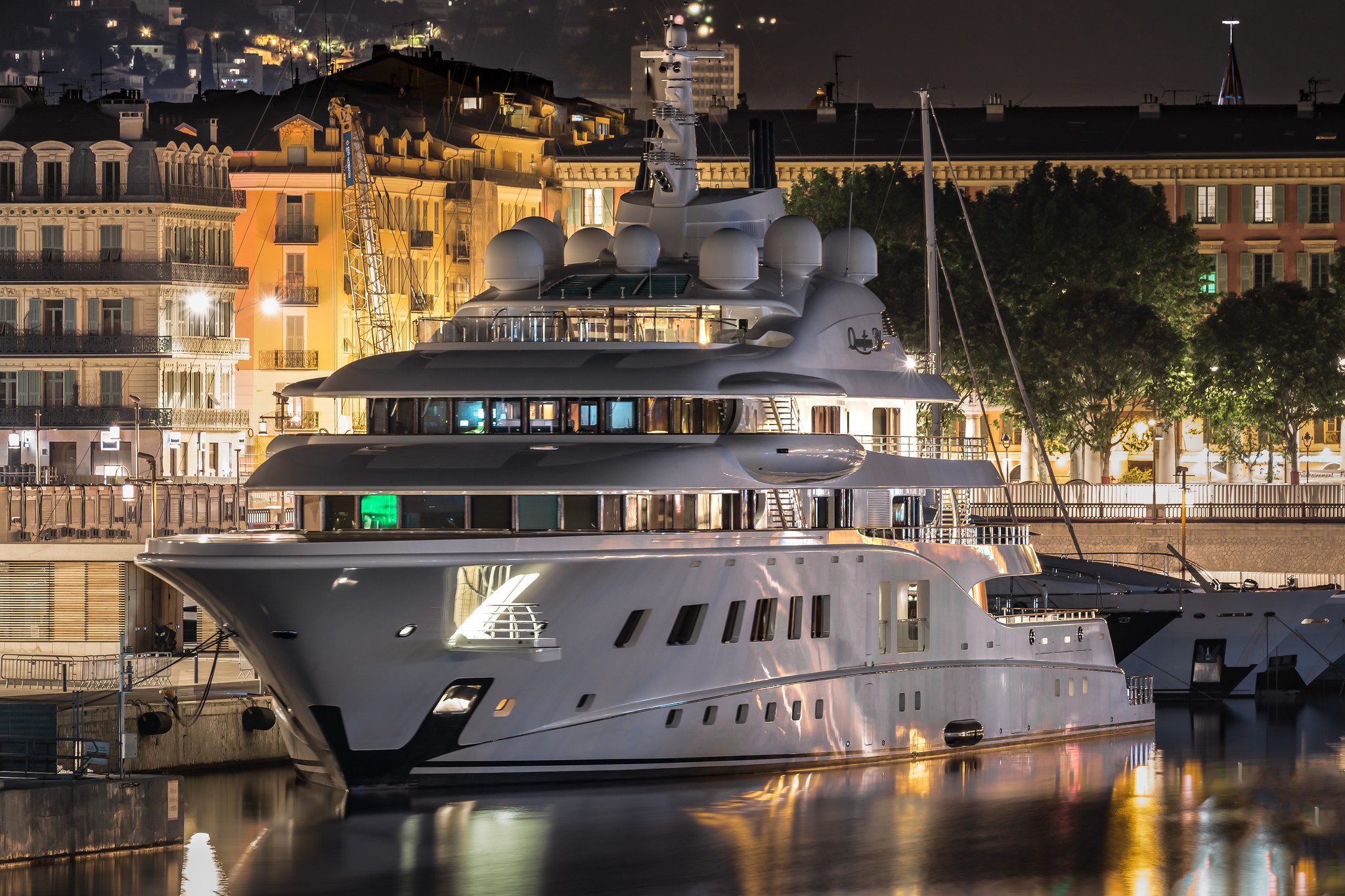 super yacht charter france