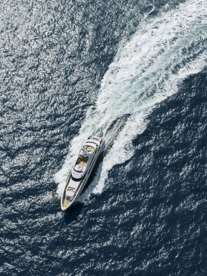 WHITE on sea trials motor yacht WHITE on sea trials in the North Sea - Photos by Dick Holthuis