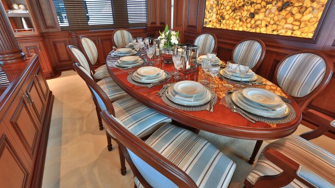 elegant dining aboard superyacht CLARITY