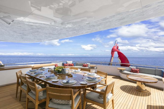 Fabulous alfresco dining option on the aft deck