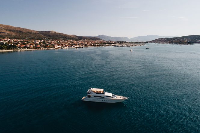 LADY LONA motor yacht cruising Croatia this summer