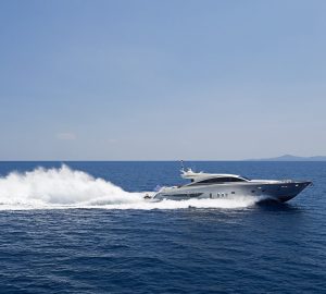 28m SUN ANEMOS offers 15% off Greece yacht charters this September