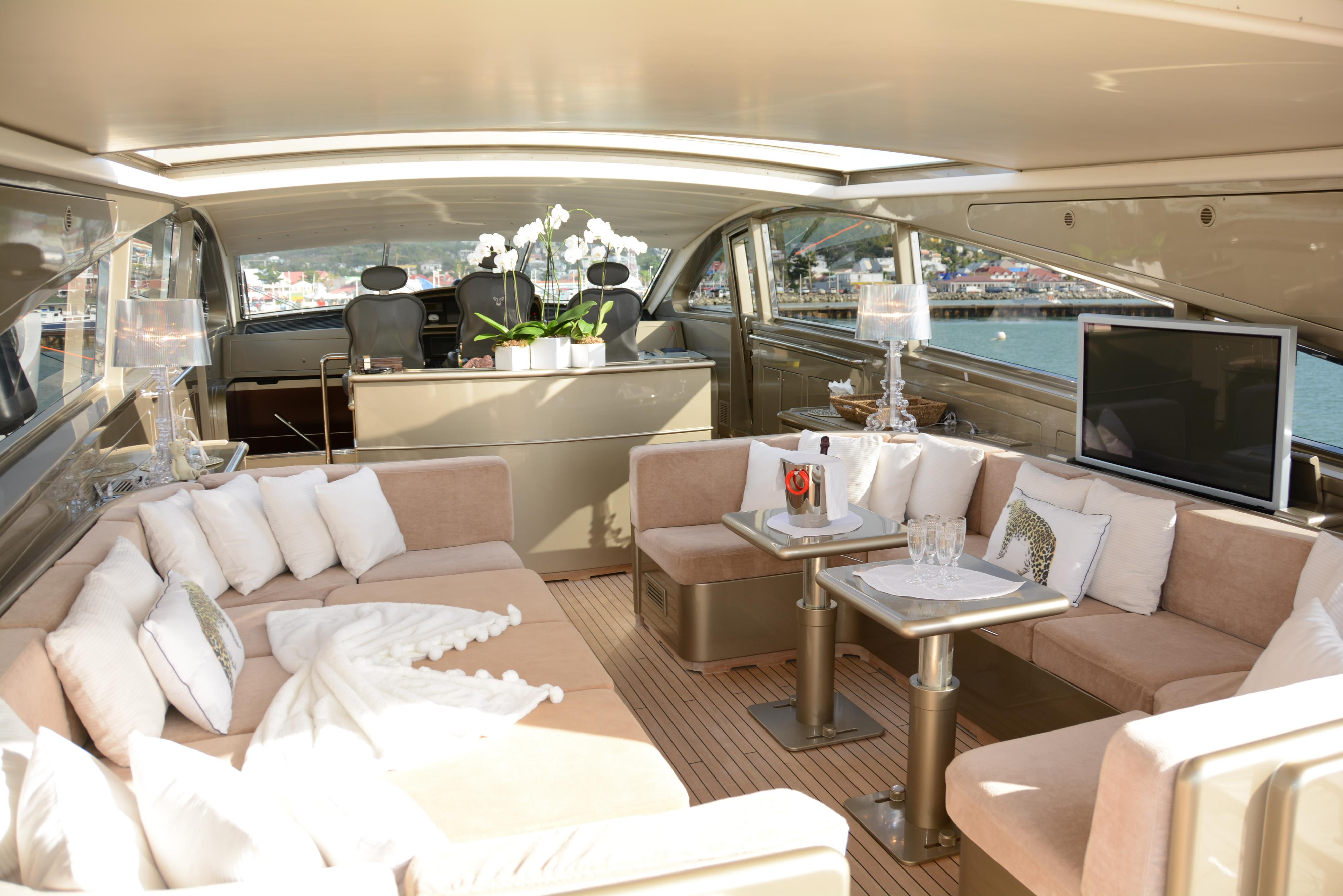 Upper salon at cocktail hour — Yacht Charter & Superyacht News