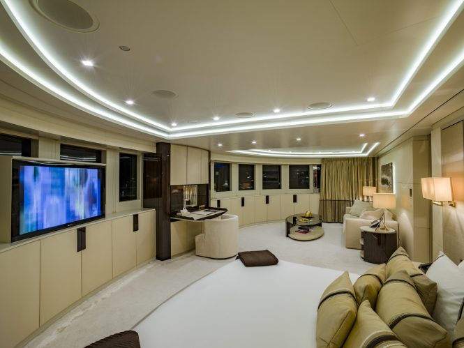 spacious master stateroom