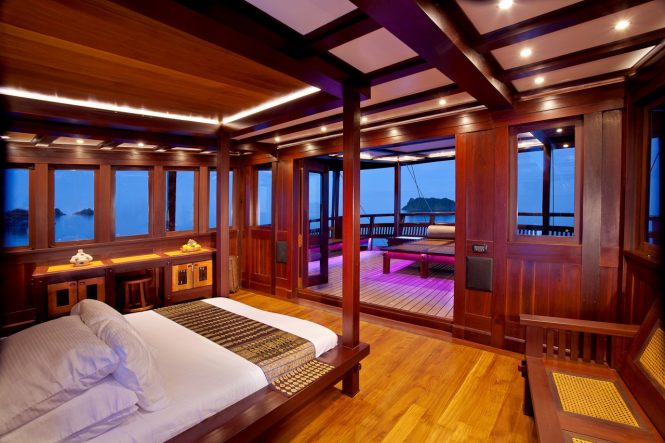 Luxurious main suite with amazing view to wake up to in the morning