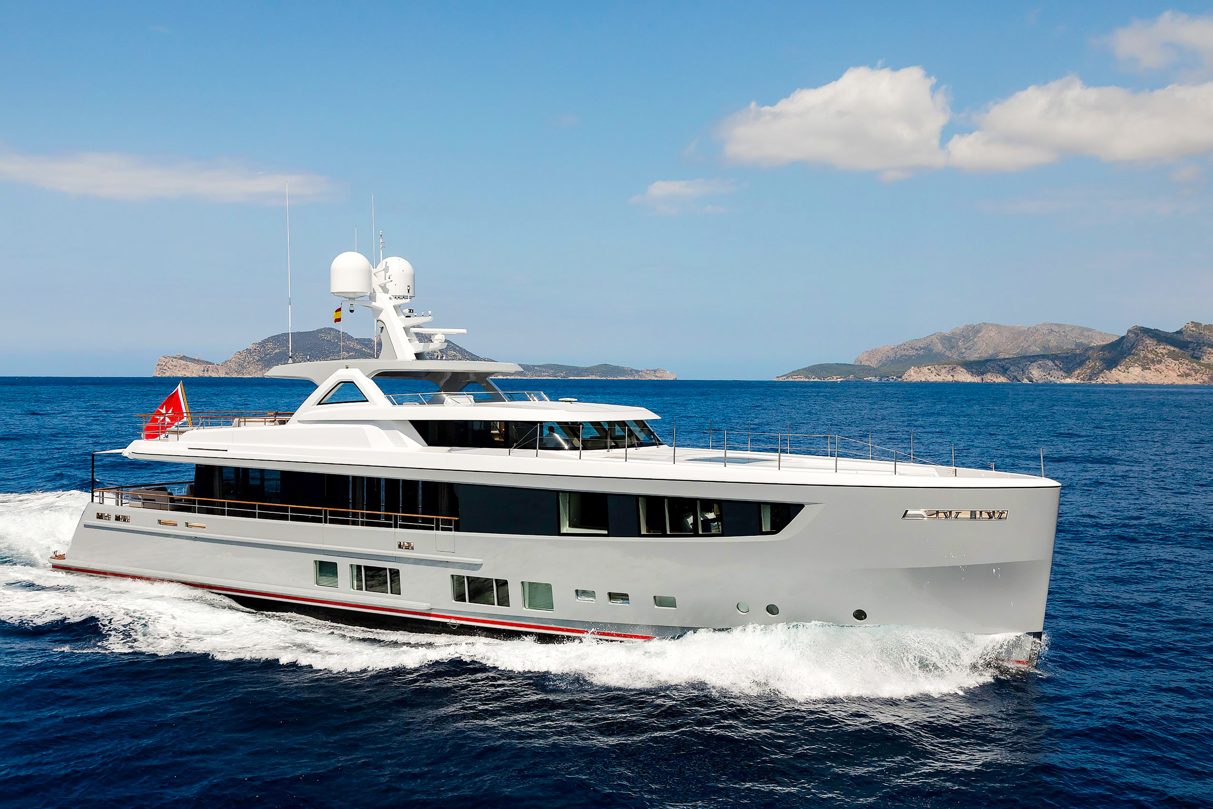 MulderShipyard ThirtySix BN110 motor yacht Calypso — Yacht Charter