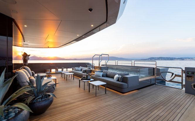 Aft deck - Photo Credit Blueiprod