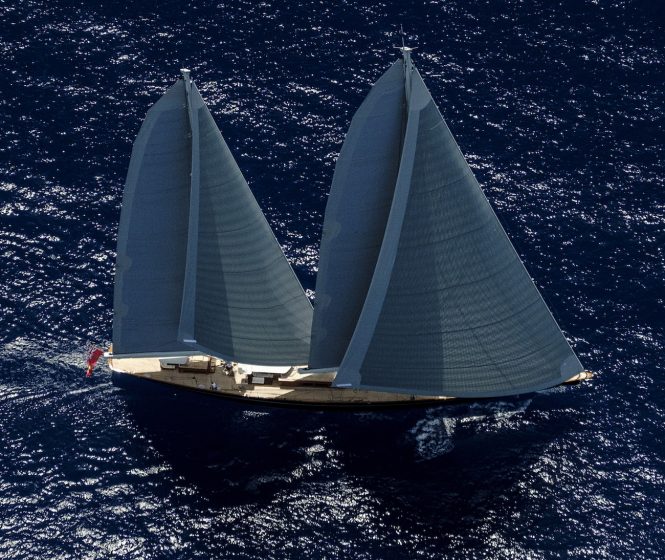 Aquarius staysail - Photo credit Carlo Baroncini
