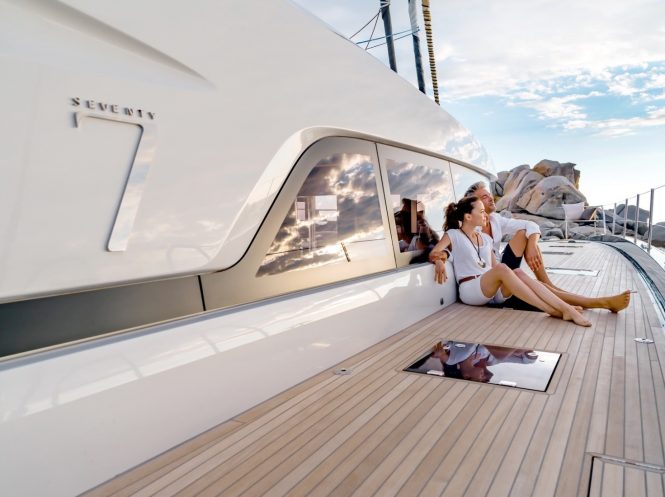 Enjoy a fantastic Caribbean vacation this winter and join the luxurious yacht charter world