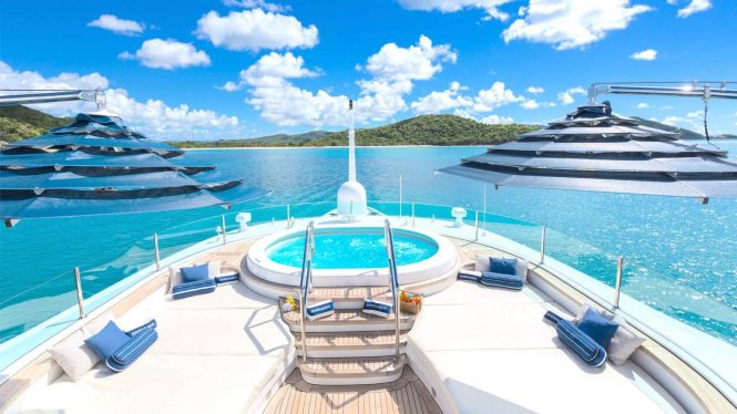 Large Jacuzzi with sunbathing