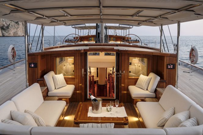 Luxury sailing yacht AQUARIUS - from exterior looking inside ...